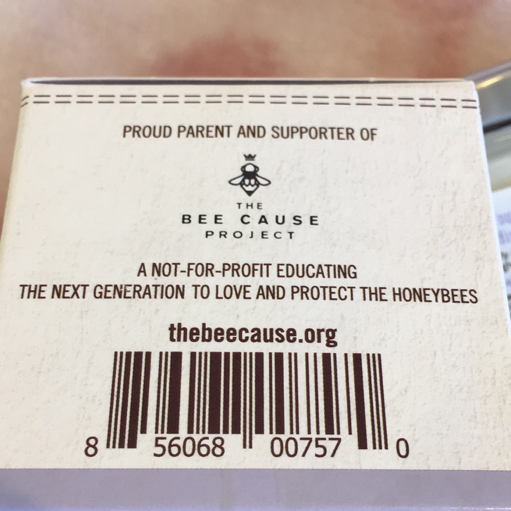 Savannah Bee Co Rosemary Lavender Beeswax & Royal Jelly Hand Cream NWT 3.4 oz - Picture 11 of 12